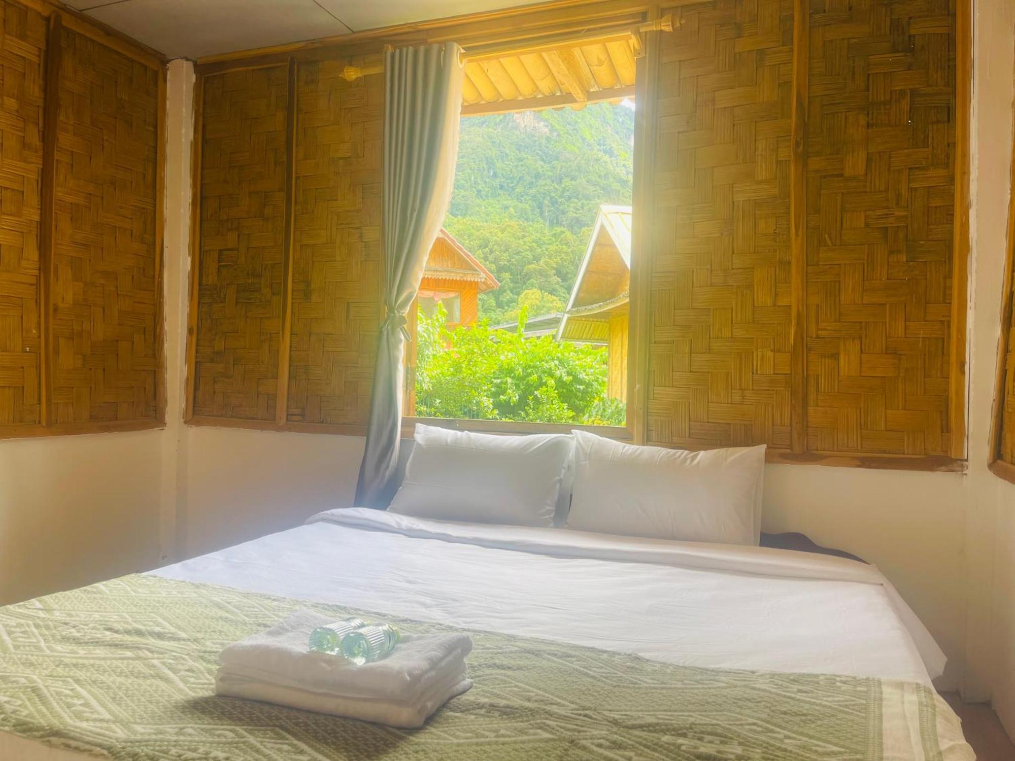 Bed and Breakfast Nong Khiaw Ing Ing Mountain View Exteriér fotografie