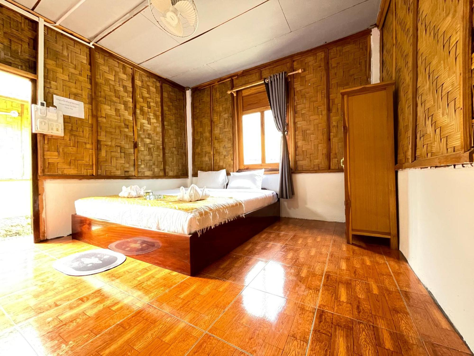 Bed and Breakfast Nong Khiaw Ing Ing Mountain View Exteriér fotografie